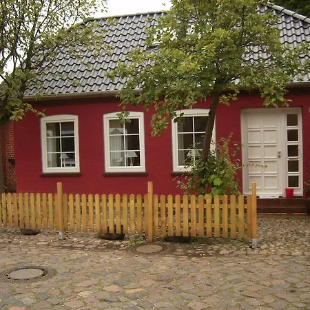 Rote Ferienhaus